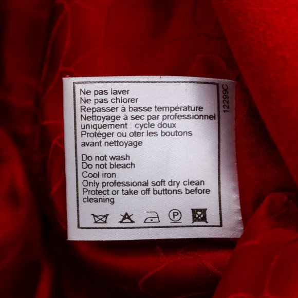 Chanel 01A Red Wool Blazer - Picture 13 of 13
